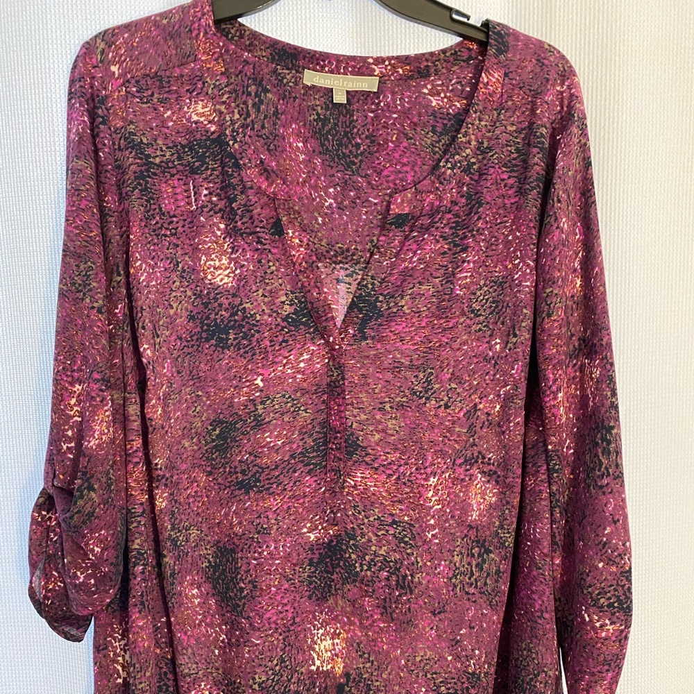 Versatile tunic-style blouse